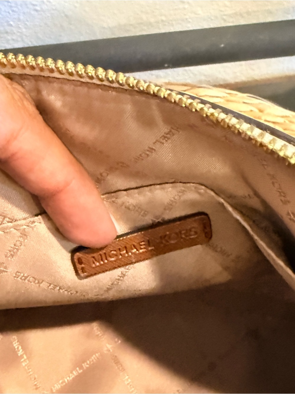 Michael Kors Beige Signature Monogram Crossbody Bag with Gold Hardware - Picture 5 of 14